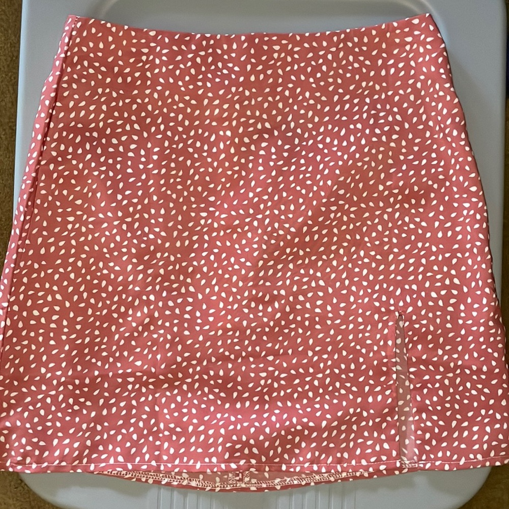 Shein Skirt Size Small pink and white